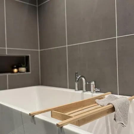 Modern And Cozy In Andenes 度假居 *